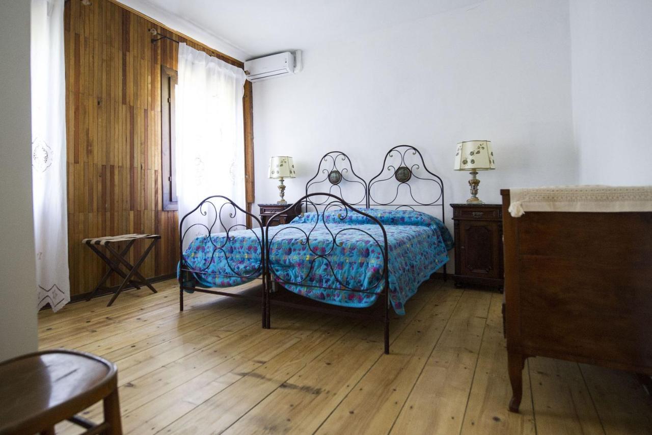 Casa Sincielli Villa กาออร์เล ภายนอก รูปภาพ